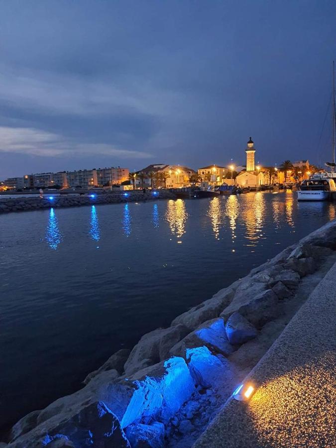 Jolies Studios Avec Piscines Et Parking Prive 800M De La Plage Le Grau Du Roi Luaran gambar